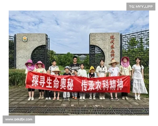 冰虎宝宝的神秘世界:探寻其独特魅力与生存奥秘 冰虎宝宝的神秘世界:探寻其独特魅力与生存奥秘