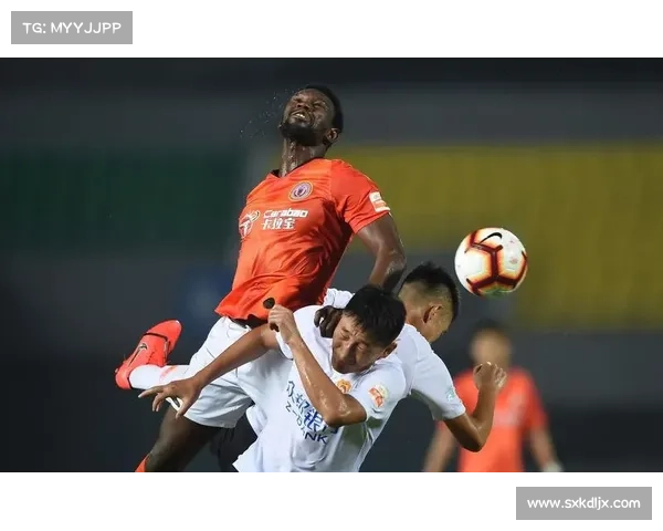 大卫路易斯的战术灵魂解析从防线核心到组织枢纽的全面揭秘